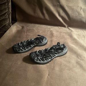 Keen Black Gray Slingback - Size 8M